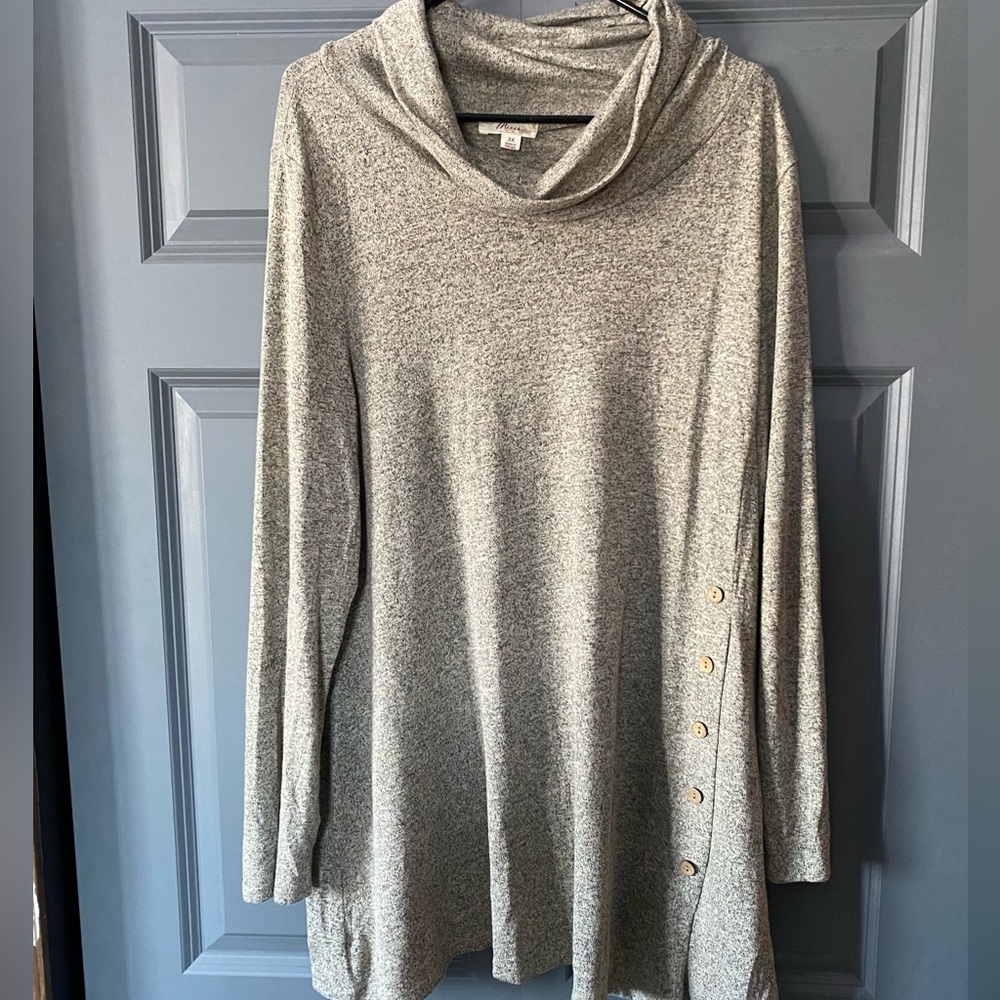 Women’s Cowl Neck Long Sleeve